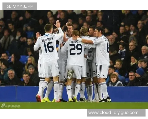 阿贾克斯与迪纳摩的巅峰对决谁能在欧战中笑到最后 阿贾克斯与迪纳摩的巅峰对决谁能在欧战中笑到最后